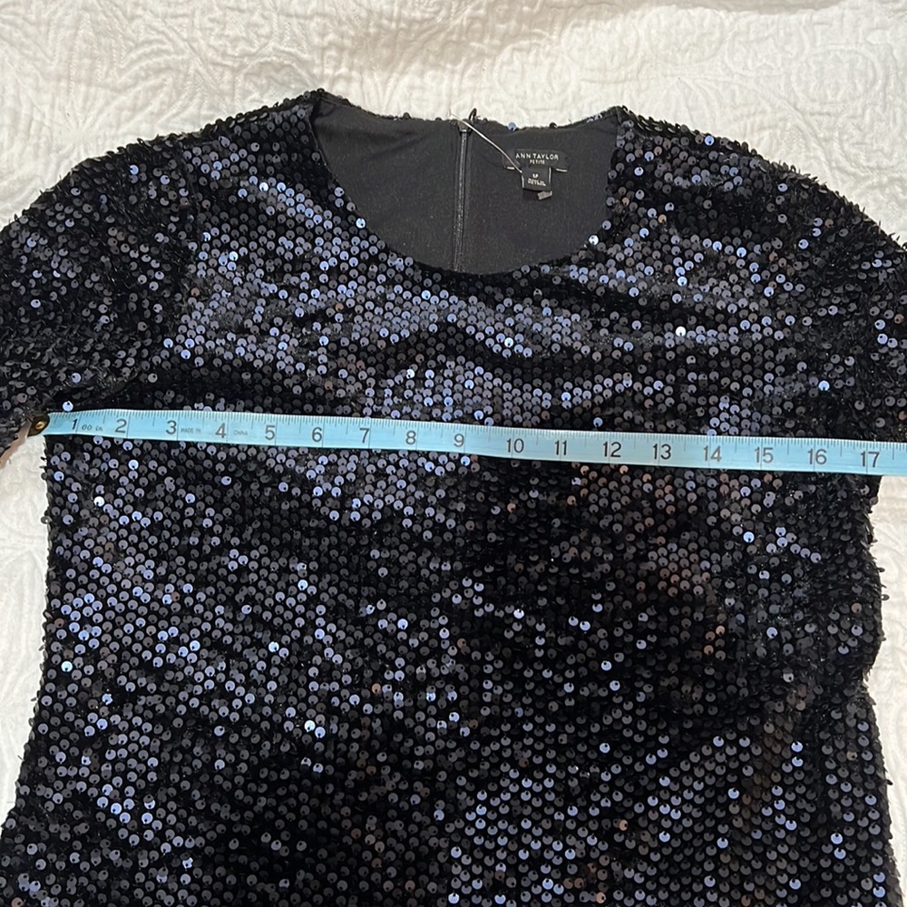 Ann Taylor Matching Sequin Set new with tags 🏷 - Picture 3 of 10